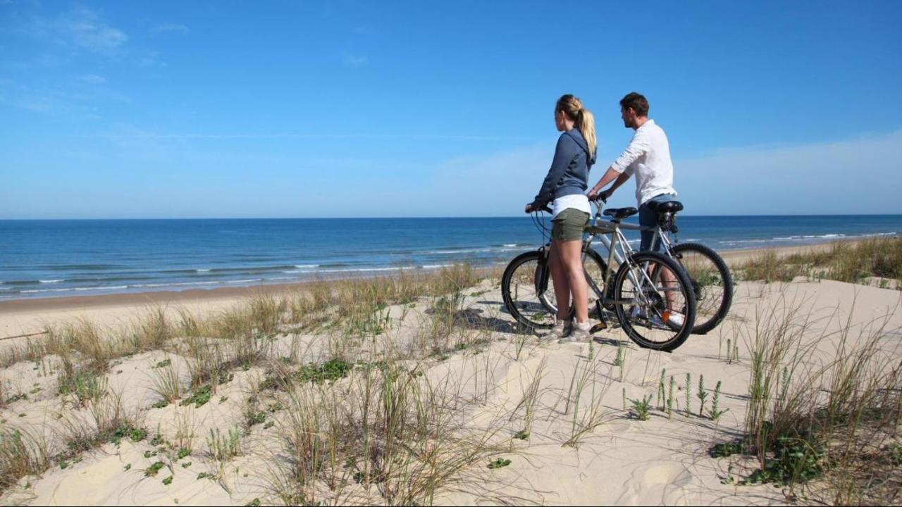 Chalet2Rent Ameland 발룸 외부 사진